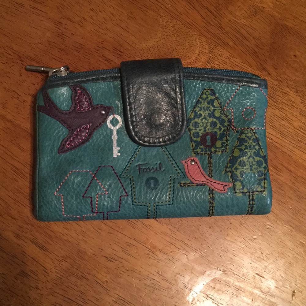 Fossil turquoise leather bifold birds wallet cute